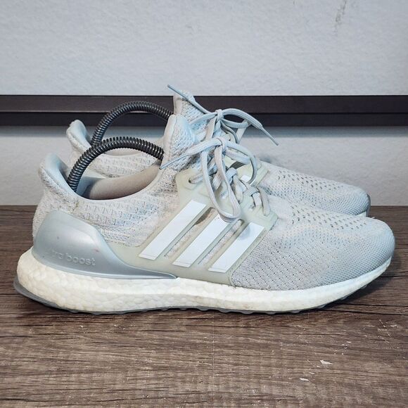 Adidas Ultraboost 5.0 DNA Women's Athletic Running Shoes Sneakers Size 9 Gray - Picture 3 of 8